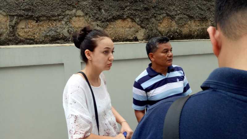 Irina Terkejut Saat Dipertemukan Polisi dengan Penganiaya Hermansyah Irina Terkejut Saat Dipertemukan Polisi dengan Penganiaya Hermansyah