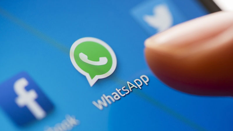 Manakar Potensi Bisnis WhatsApp Status