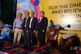 Vespa Primavera 50th edisi terbatas siap dipasarkan di Indonesia Vespa Primavera 50th edisi terbatas siap dipasarkan di Indonesia