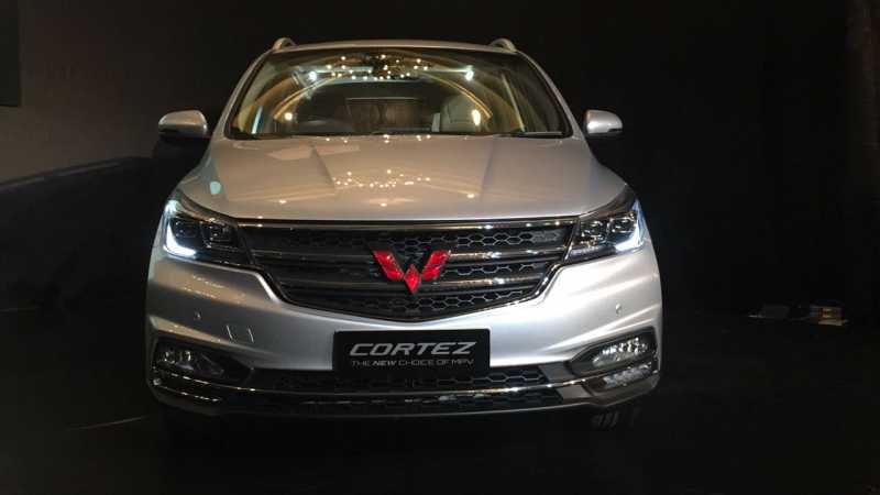 Melihat Perbedaan Wuling Cortez dengan Kembarannya Baojun 730 Melihat Perbedaan Wuling Cortez dengan Kembarannya Baojun 730