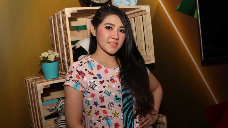 Diet Ketat, Via Vallen Bisa Tak Makan Berhari-hari Diet Ketat, Via Vallen Bisa Tak Makan Berhari-hari