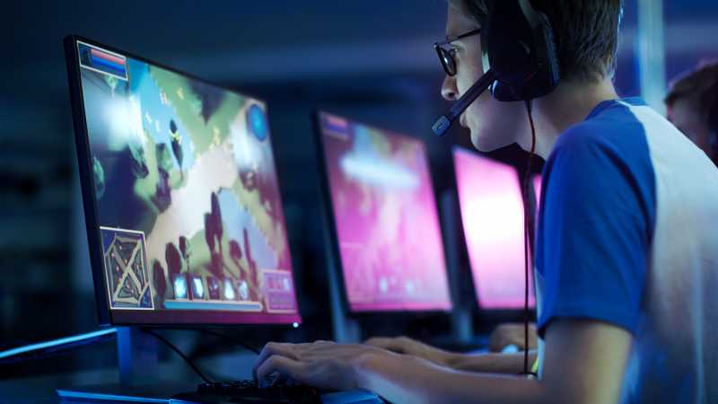 Tim AI Elon Musk Kalahkan Pemain Profesional di Game Dota 2 Tim AI Elon Musk Kalahkan Pemain Profesional di Game Dota 2