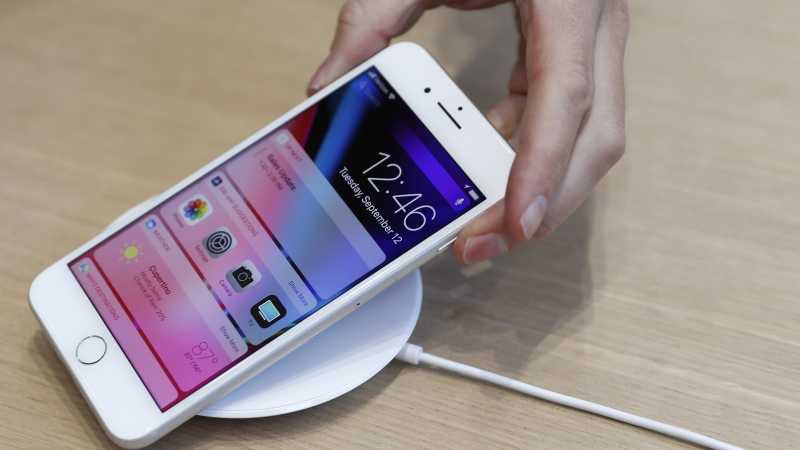 iPhone 8 Plus Meledak Saat Sedang Isi Baterai iPhone 8 Plus Meledak Saat Sedang Isi Baterai