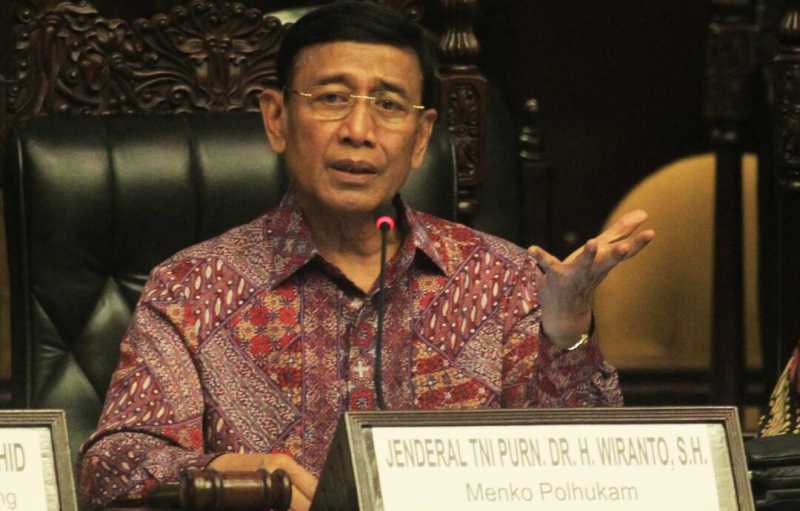 Wiranto: Jokowi Dipuji Dunia, Dihujat di Negara Sendiri Wiranto: Jokowi Dipuji Dunia, Dihujat di Negara Sendiri