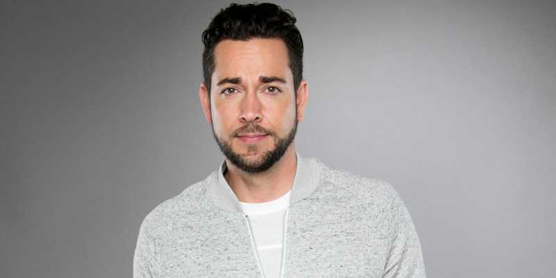 5 Fakta Seputar Zachary Levi, Bintang Film Shazam!