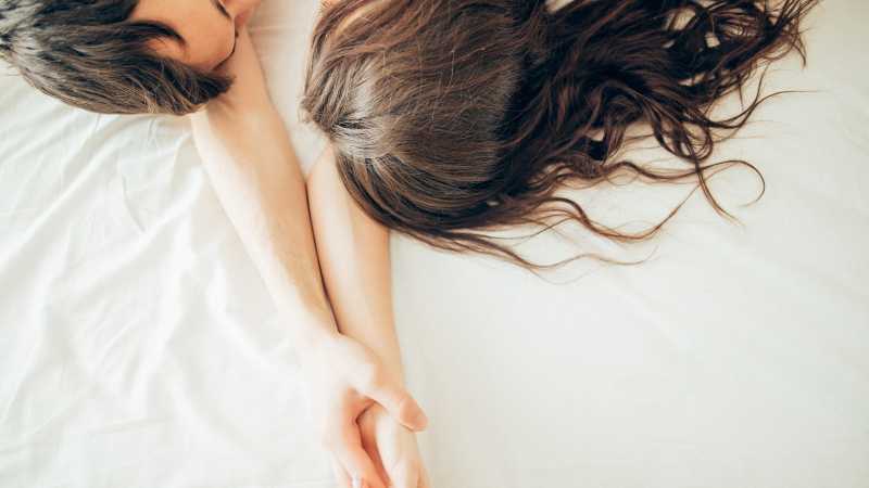 6 Posisi Seks Terbaik untuk Pria Berpenis Kecil 6 Posisi Seks Terbaik untuk Pria Berpenis Kecil