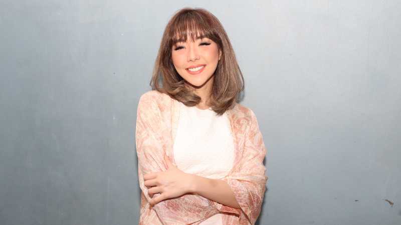 Gisella Anastasia Cuek Kena Nyinyir Netizen karena Pakai Baju Seksi Gisella Anastasia Cuek Kena Nyinyir Netizen karena Pakai Baju Seksi